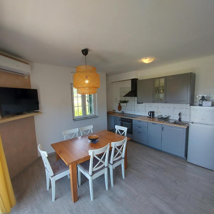 Apartments Batistic 苏佩塔斯卡德拉加 客房 照片
